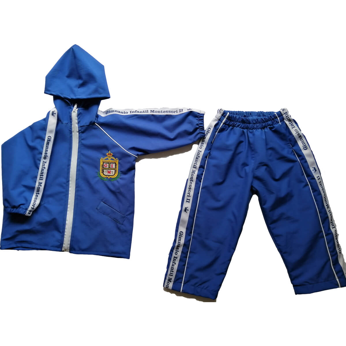 Chaqueta y pantalon de sudadera colegio montessori 2 Kennedy Bogotá.