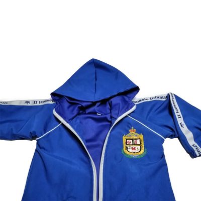 Chaqueta de sudadera foto frontal colegio montessori 2 Kennedy Bogotá.